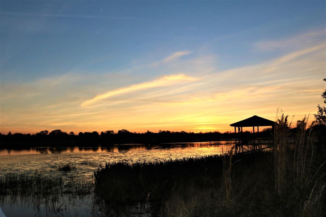 Howard Johnson By Wyndham Lake Front Park Kissimmee Εξωτερικό φωτογραφία