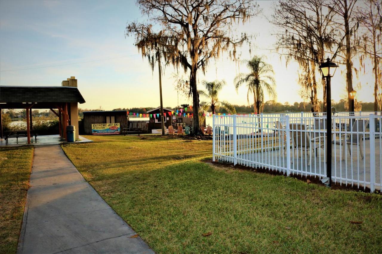 Howard Johnson By Wyndham Lake Front Park Kissimmee Εξωτερικό φωτογραφία