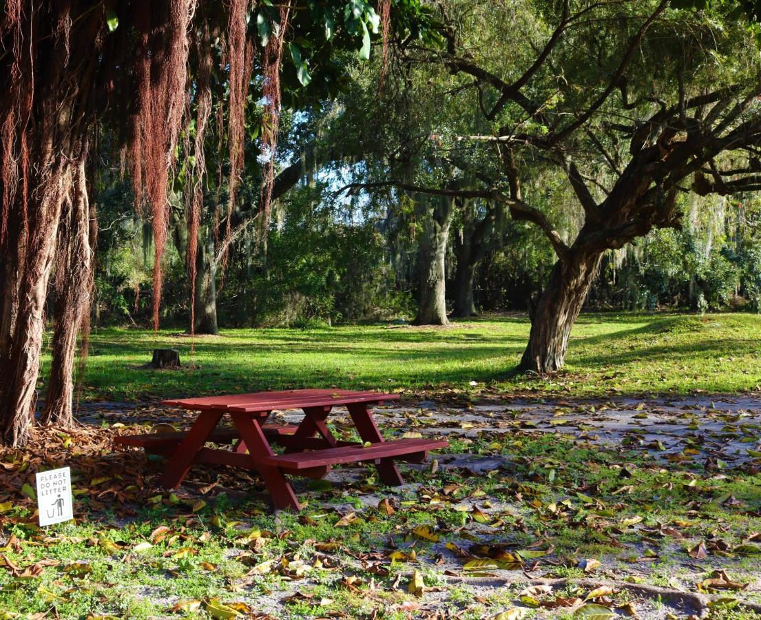 Howard Johnson By Wyndham Lake Front Park Kissimmee Εξωτερικό φωτογραφία