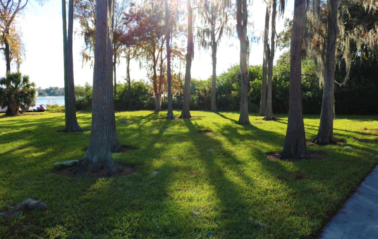 Howard Johnson By Wyndham Lake Front Park Kissimmee Εξωτερικό φωτογραφία